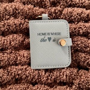 Gray picture holder with Gold Button keychain